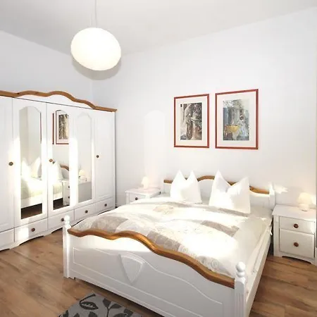 Apartamento Doberaner-strasse-15-we-2-9896